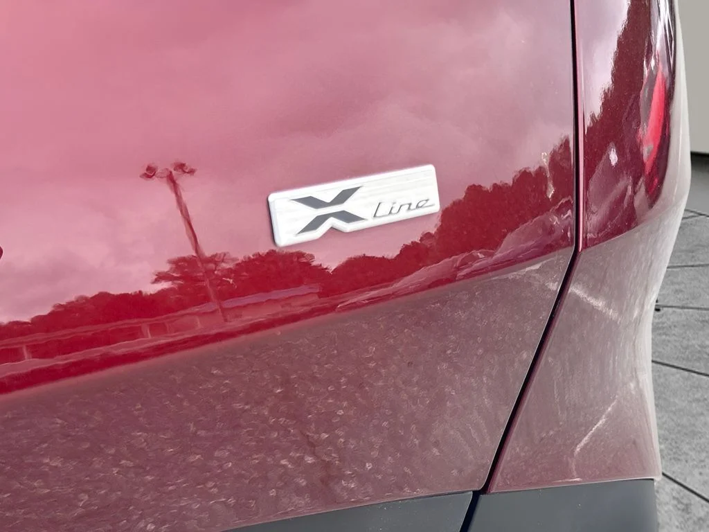 Used 2025 Red Kia X-Line image 25