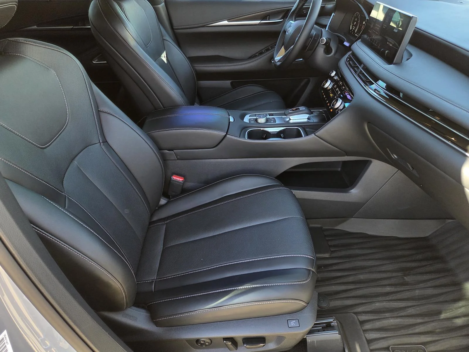 Used 2025 Harbor Gray INFINITI SENSORY image 41