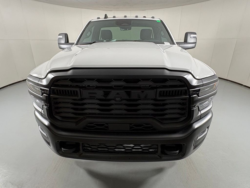 New 2026 Bright White Clear-Coat Exterior Paint RAM Tradesman image 3