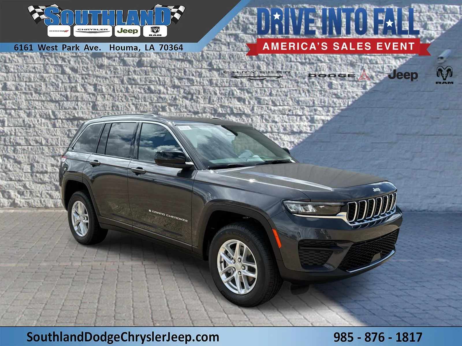 New 2026 Baltic Gray Metallic Clear-Coat Exterior Paint Jeep Laredo image 1