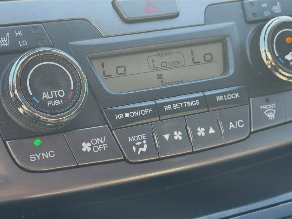 Used 2016 White Honda EX-L image 20