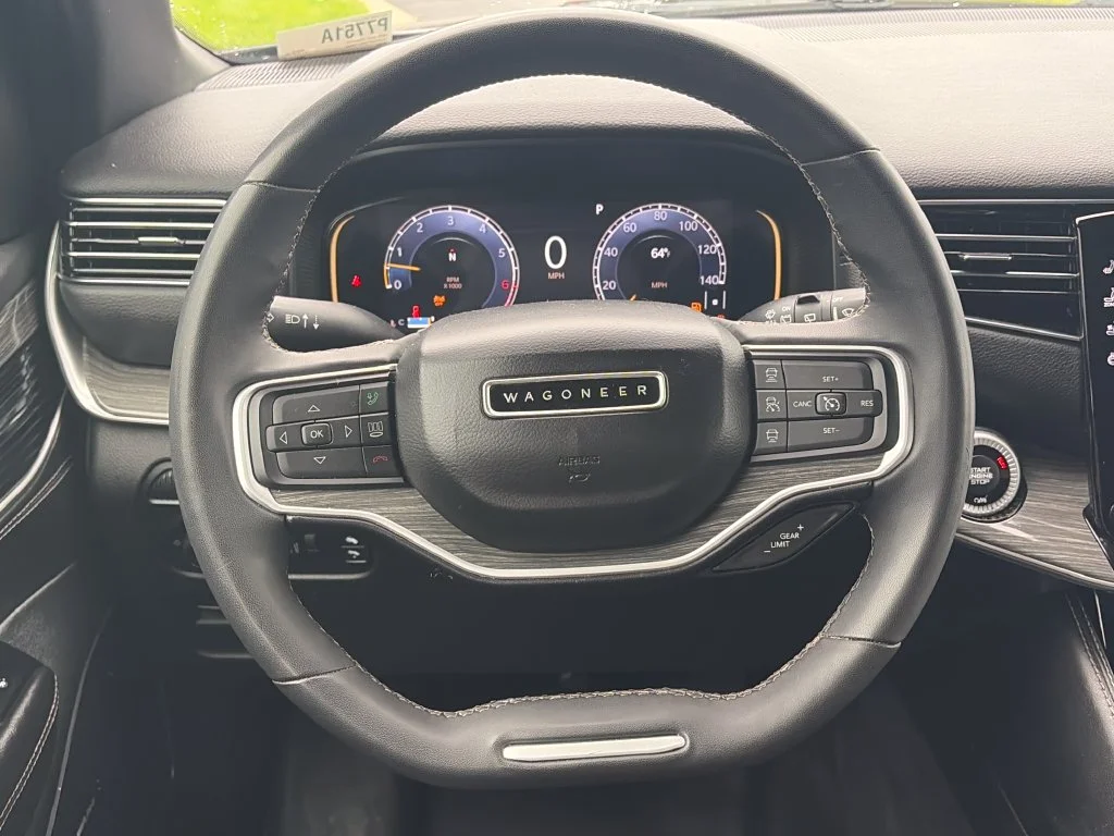 2022 Jeep Wagoneer Series II - Photo 12