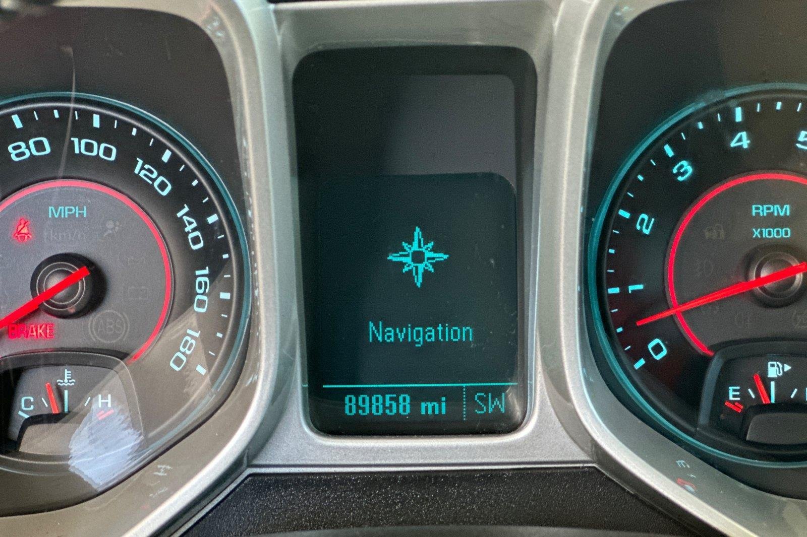 Used 2015 Ashen Gray Metallic Chevrolet SS image 26
