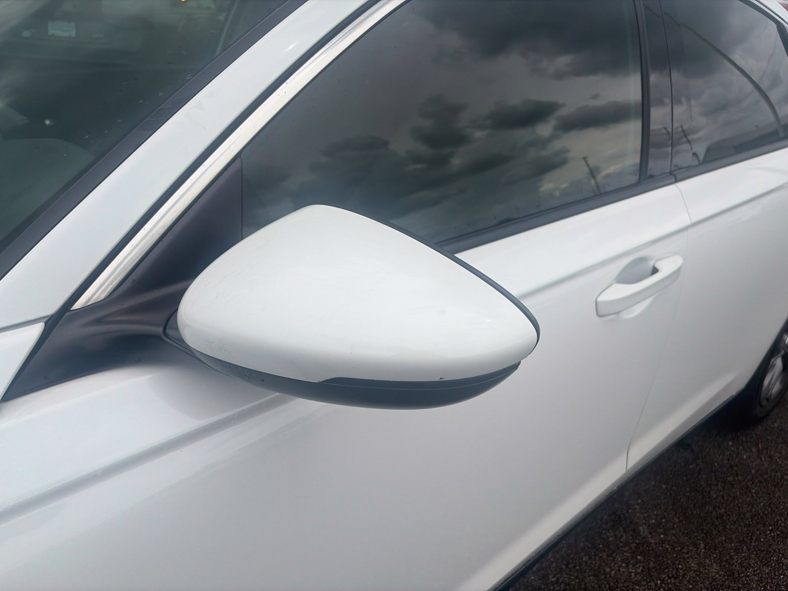 Used 2025 White Honda EX-L image 13
