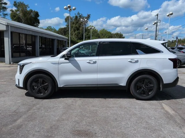 New 2026 Glacial White Pearl Kia LX image 8