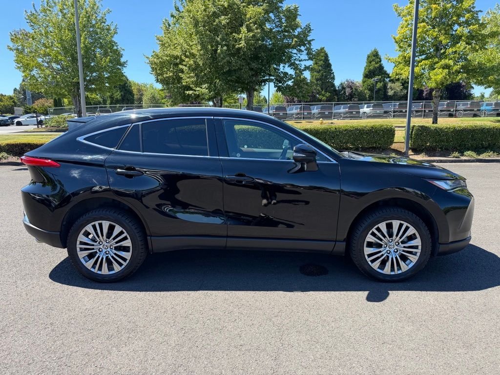 Used 2023 Black Toyota XLE image 9