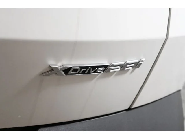 New 2026 Alpine White BMW xDrive28i image 38