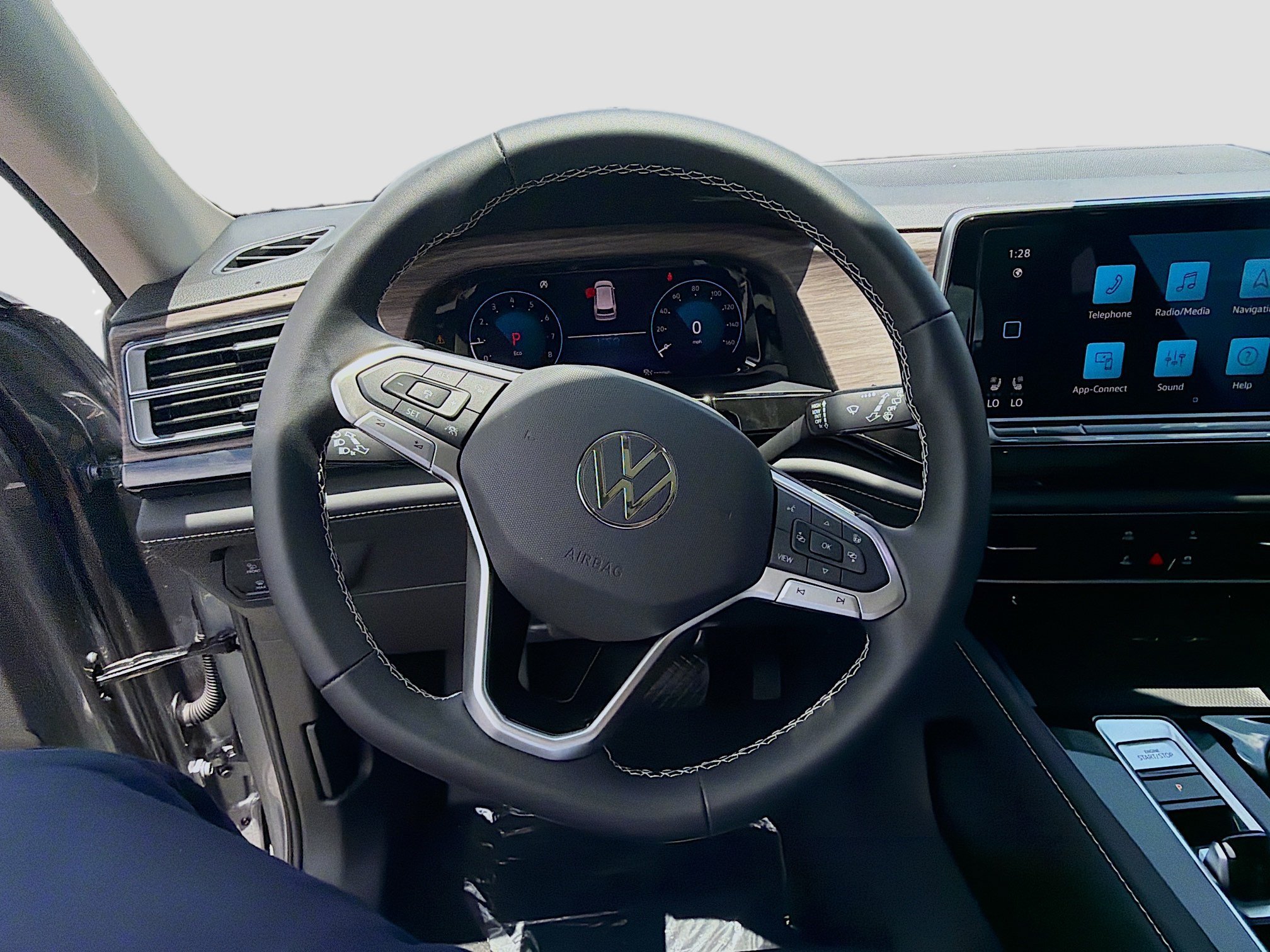 2026 Volkswagen Atlas SEL - Photo 10