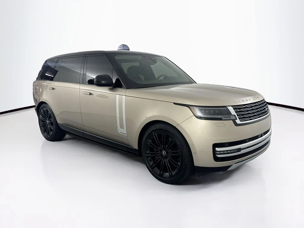 Used 2024 Gold Land Rover Autobiography image 3