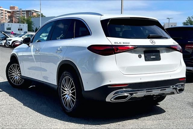 Used 2026 White Mercedes-Benz GLC 300 image 10