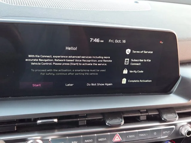Used 2025 White Kia LX image 24