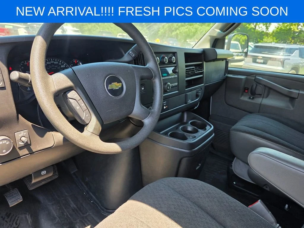 Used 2024 Summit White Chevrolet WT image 7