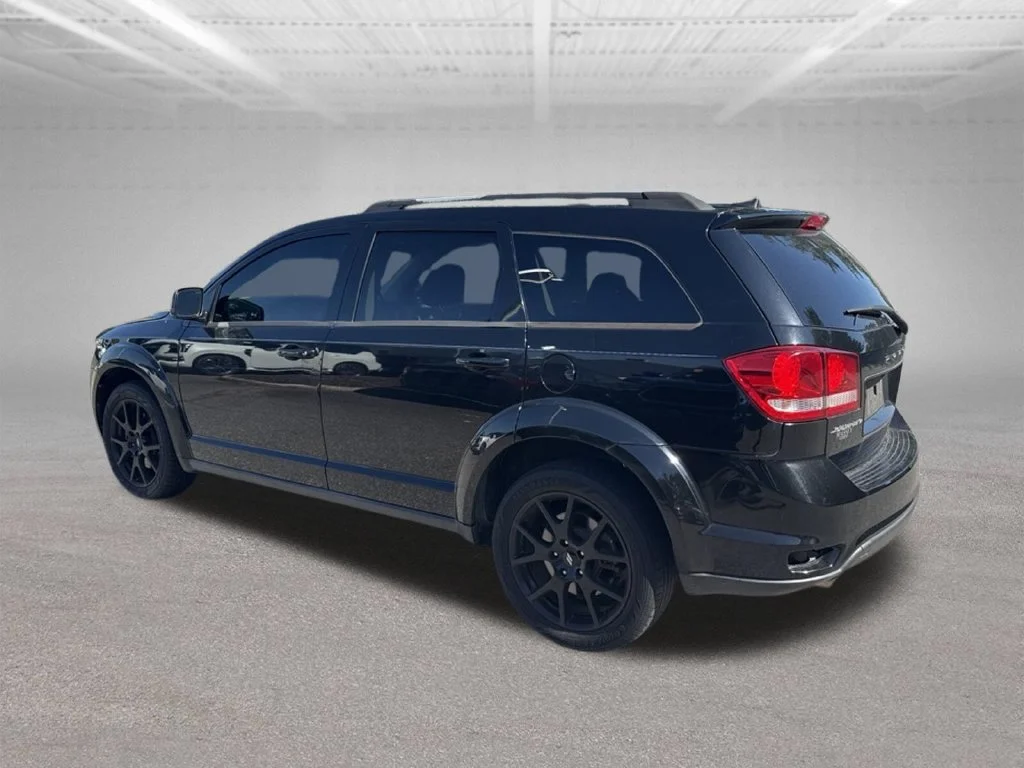 Used 2019 Black Dodge SE image 4