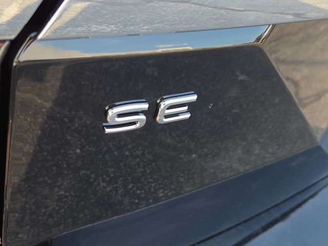 New 2026 Black Volkswagen SE w/Technology image 4