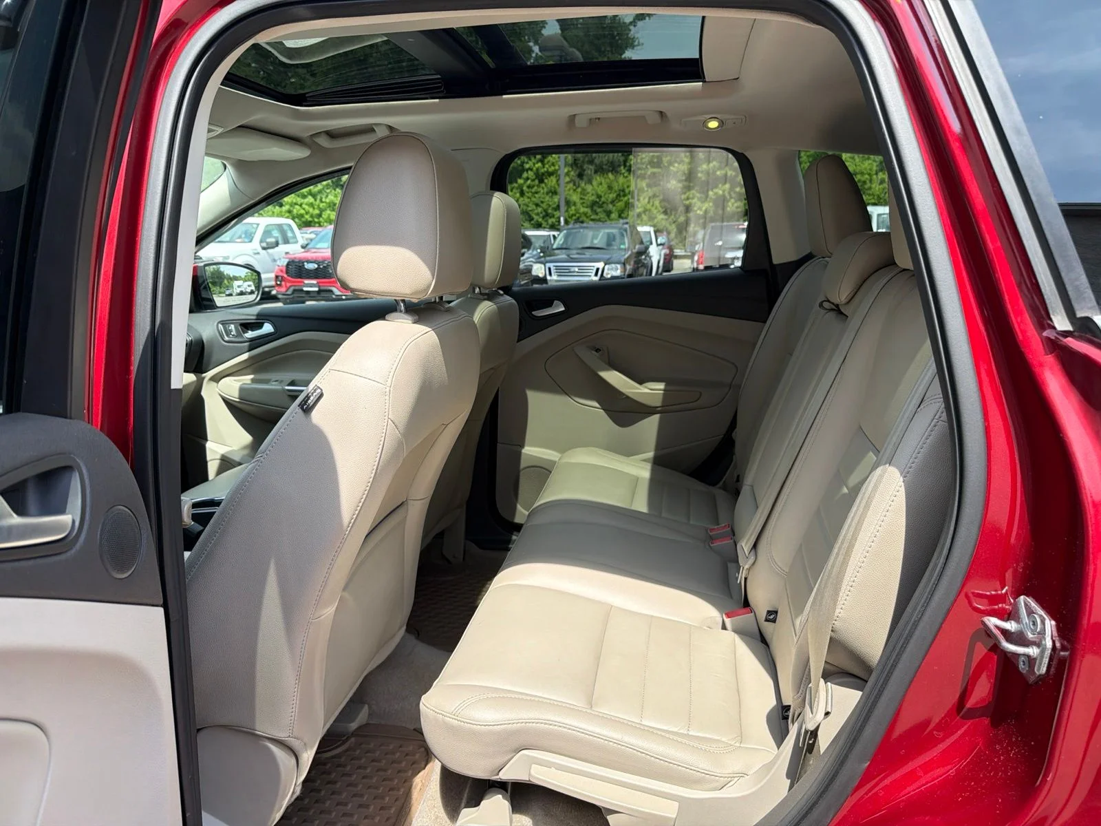 Used 2016 Red Ford Titanium image 7