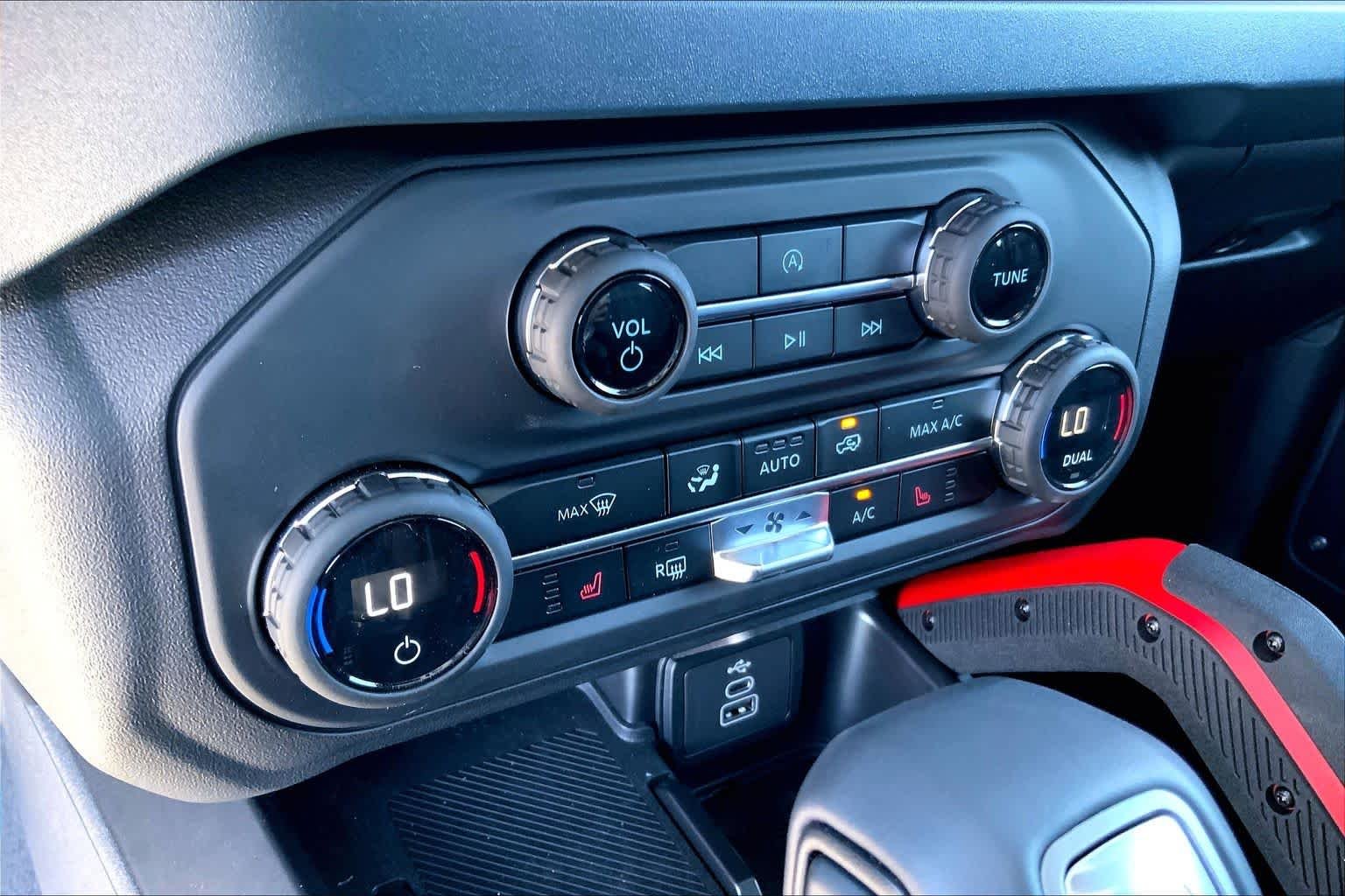 New 2026 Avalanche Gray Ford Heritage Edition image 15