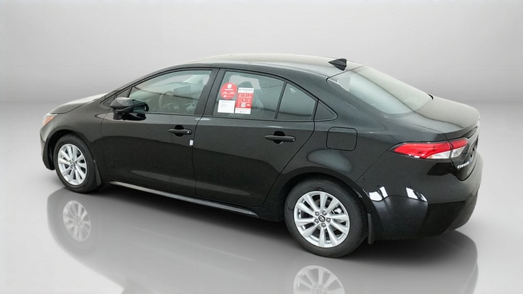 New 2027 Inked Toyota LE image 48