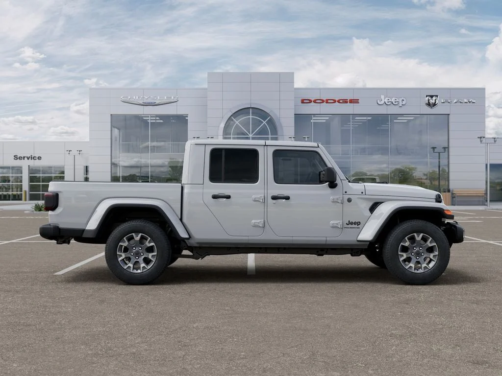 New 2026 Bright White Clearcoat Jeep Sahara image 22