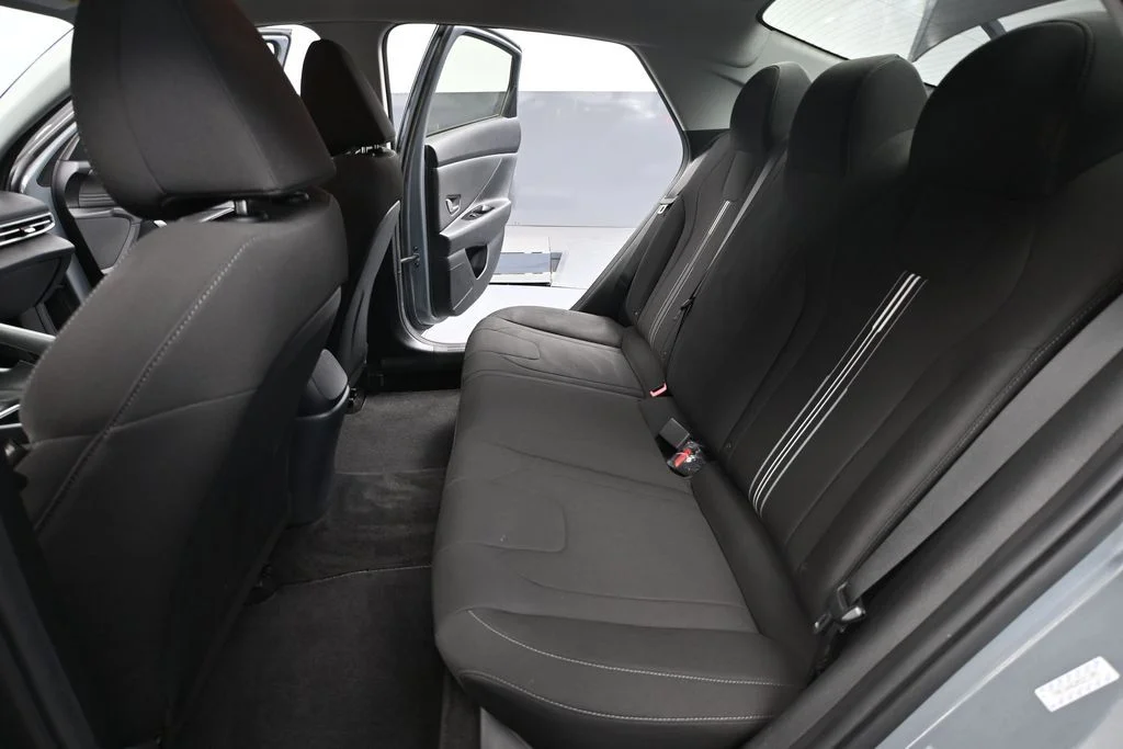 Used 2021 Gray Hyundai SEL image 37