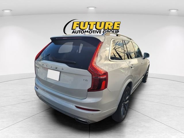 Used 2019 White Volvo T6 Momentum image 3