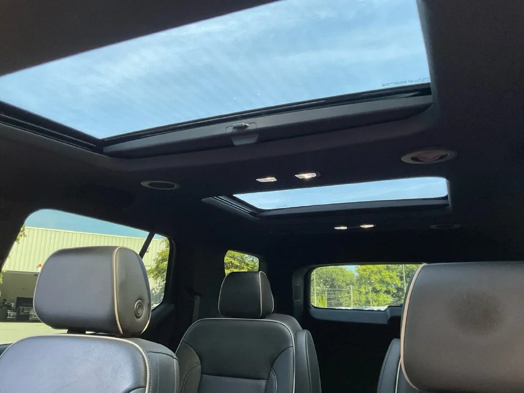Used 2022 Beige Chevrolet Premier image 23