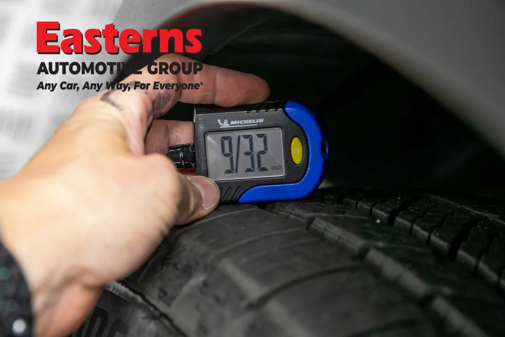 Used 2023 Gray Nissan SL image 27