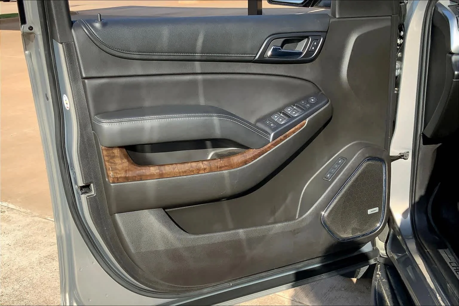 Used 2017 Pepperdust Metallic Chevrolet LT image 19