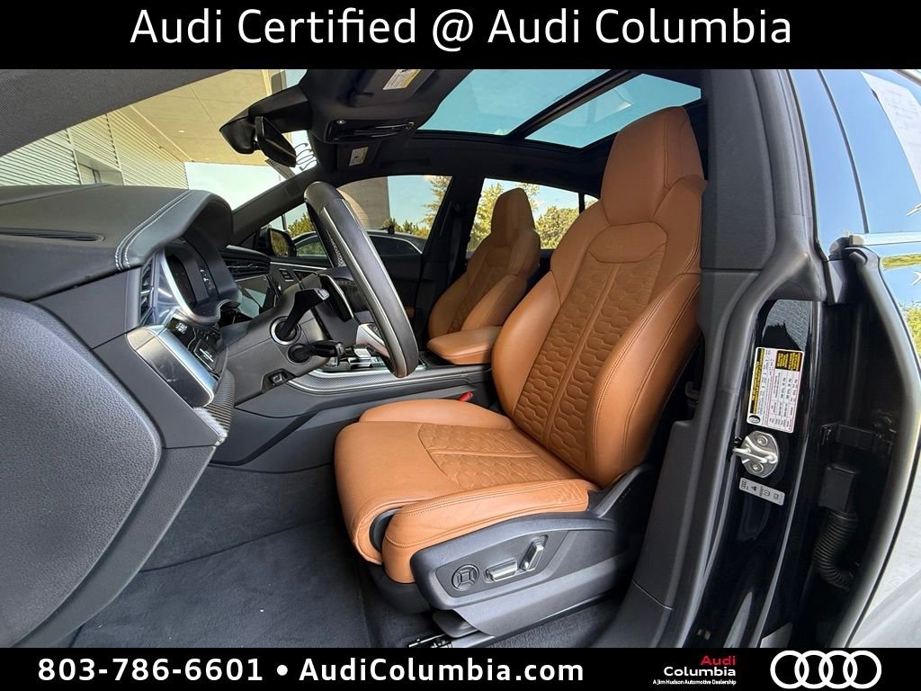 Used 2022  Audi 4.0T image 5