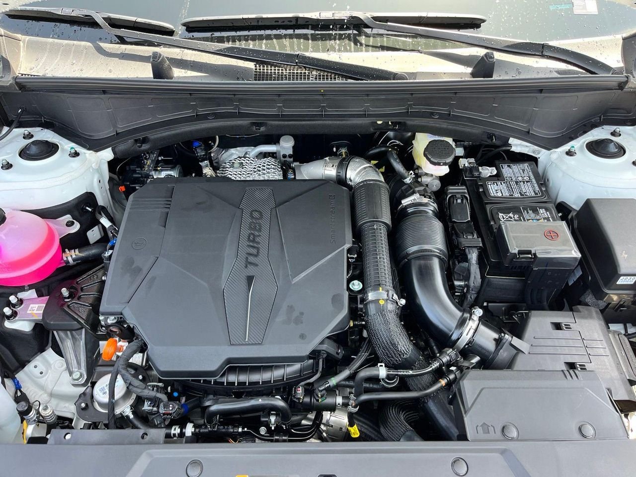 New 2027 White Hyundai Limited FWD image 28