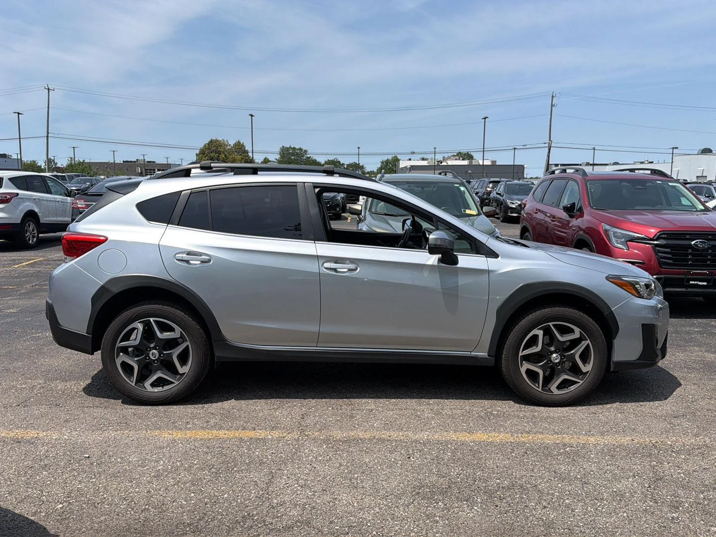 Used 2018 Ice Silver Metallic Subaru Limited image 7