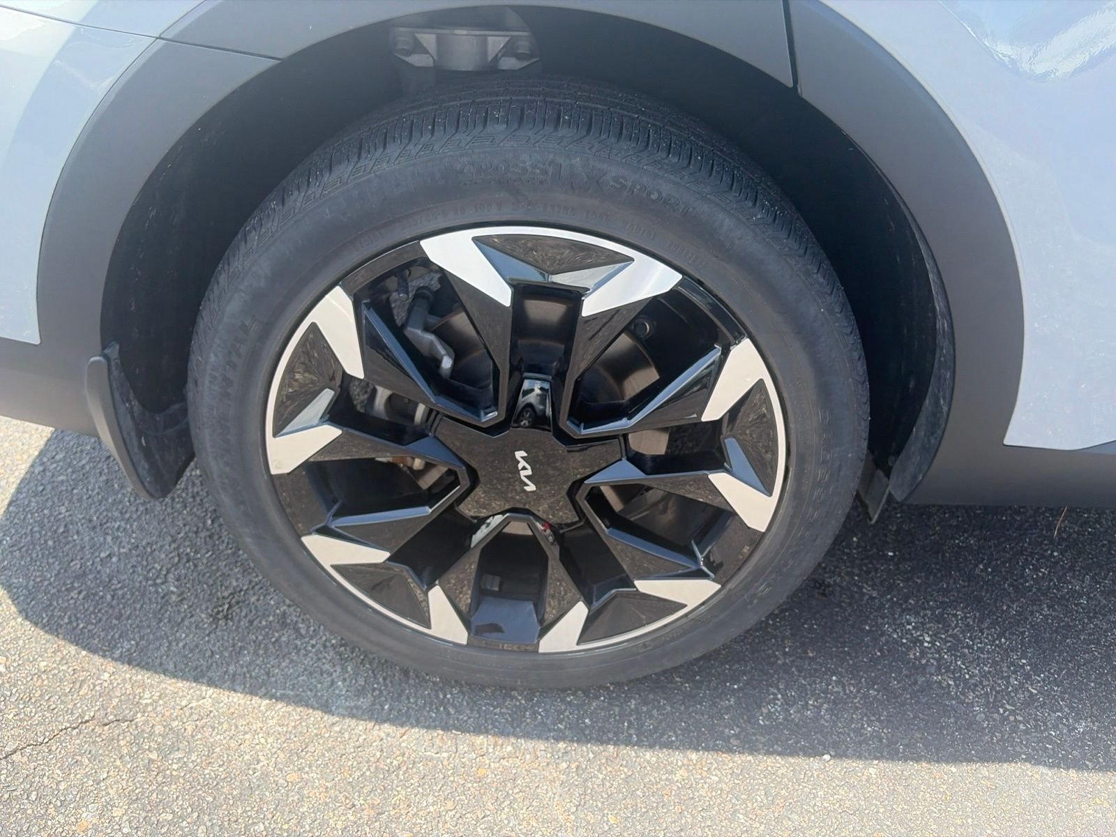 Used 2024 Gray Kia EX image 10