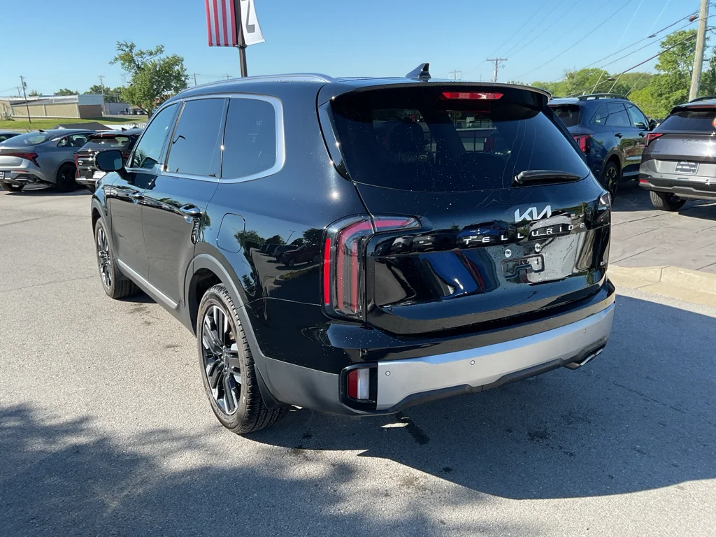Used 2024 Ebony Black Kia SX image 8
