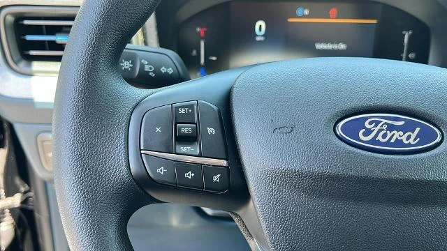 New 2026 Shadow Black Ford XLT image 38