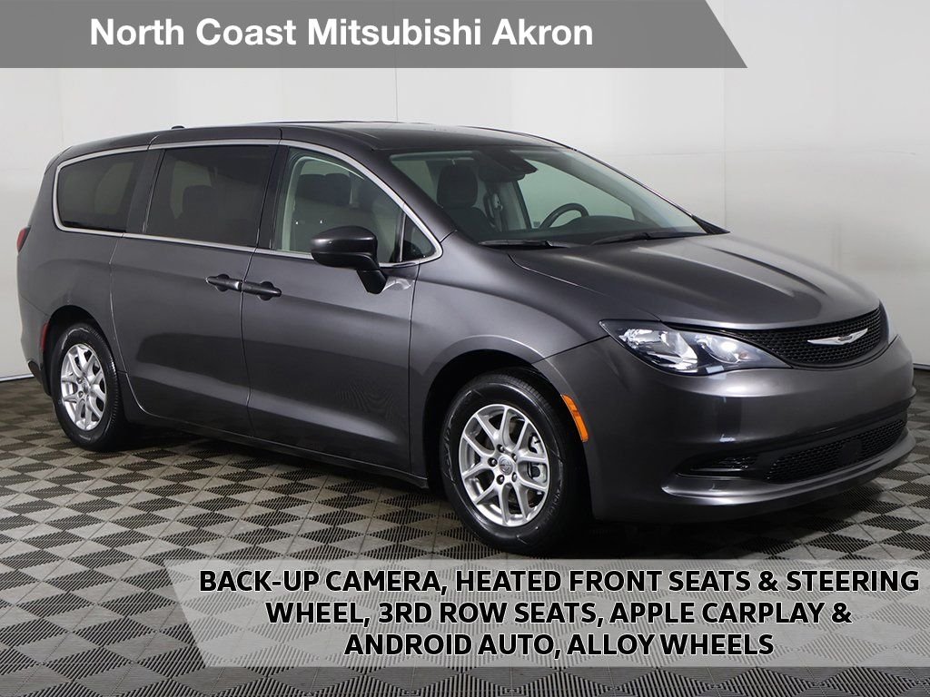 2023 Chrysler Voyager LX