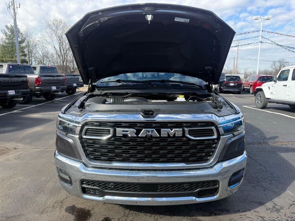 New 2026 Granite Crystal Metallic Clearcoat RAM Big Horn/Lone Star image 61