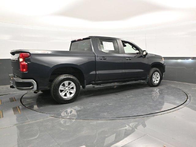 Used 2023 Dark Ash Metallic Chevrolet LT image 7