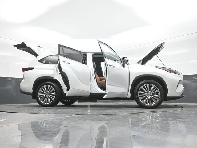 Used 2024 Beige Toyota Platinum image 31