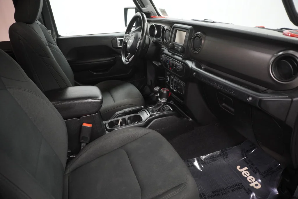 Used 2019 Gray Jeep Sport S image 48
