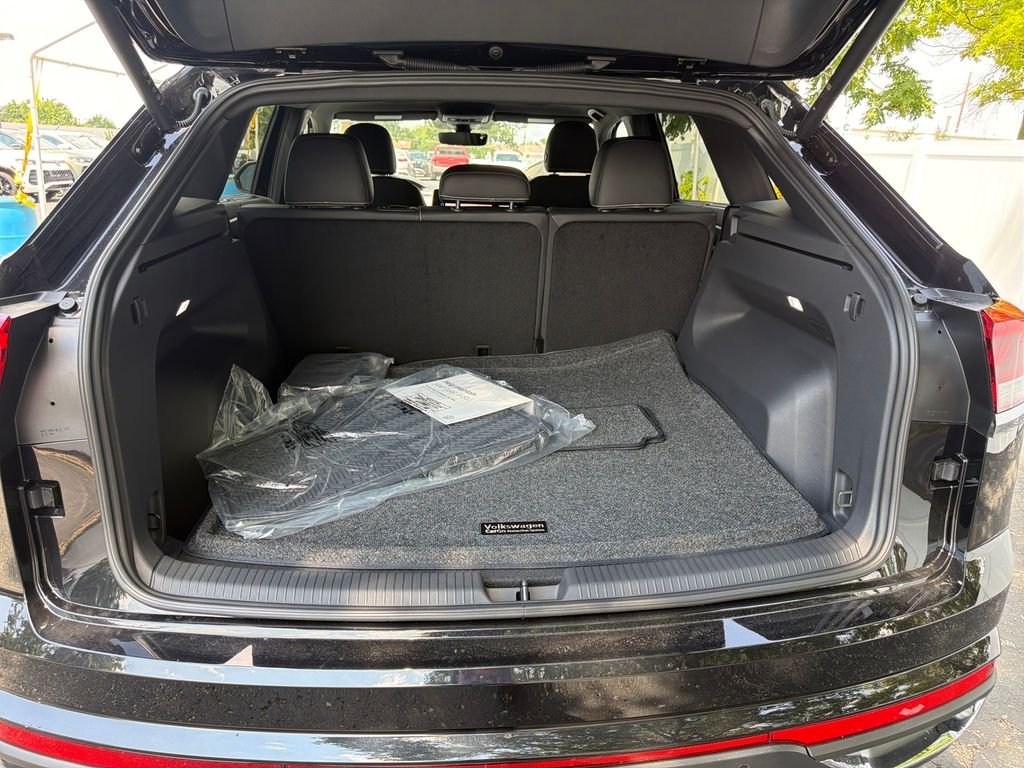 New 2026  Volkswagen 2.0T SE w/Technology image 25