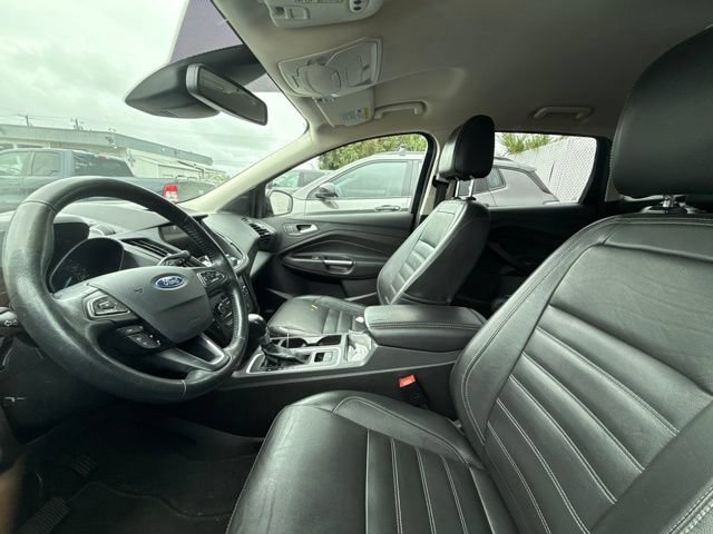 Used 2017 Magnetic Ford Titanium image 5