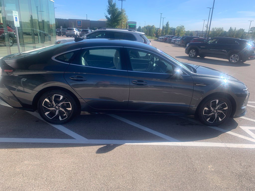2025 Hyundai Sonata SEL - Photo 8