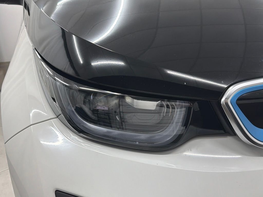 Used 2014 White BMW with Range Extender image 11