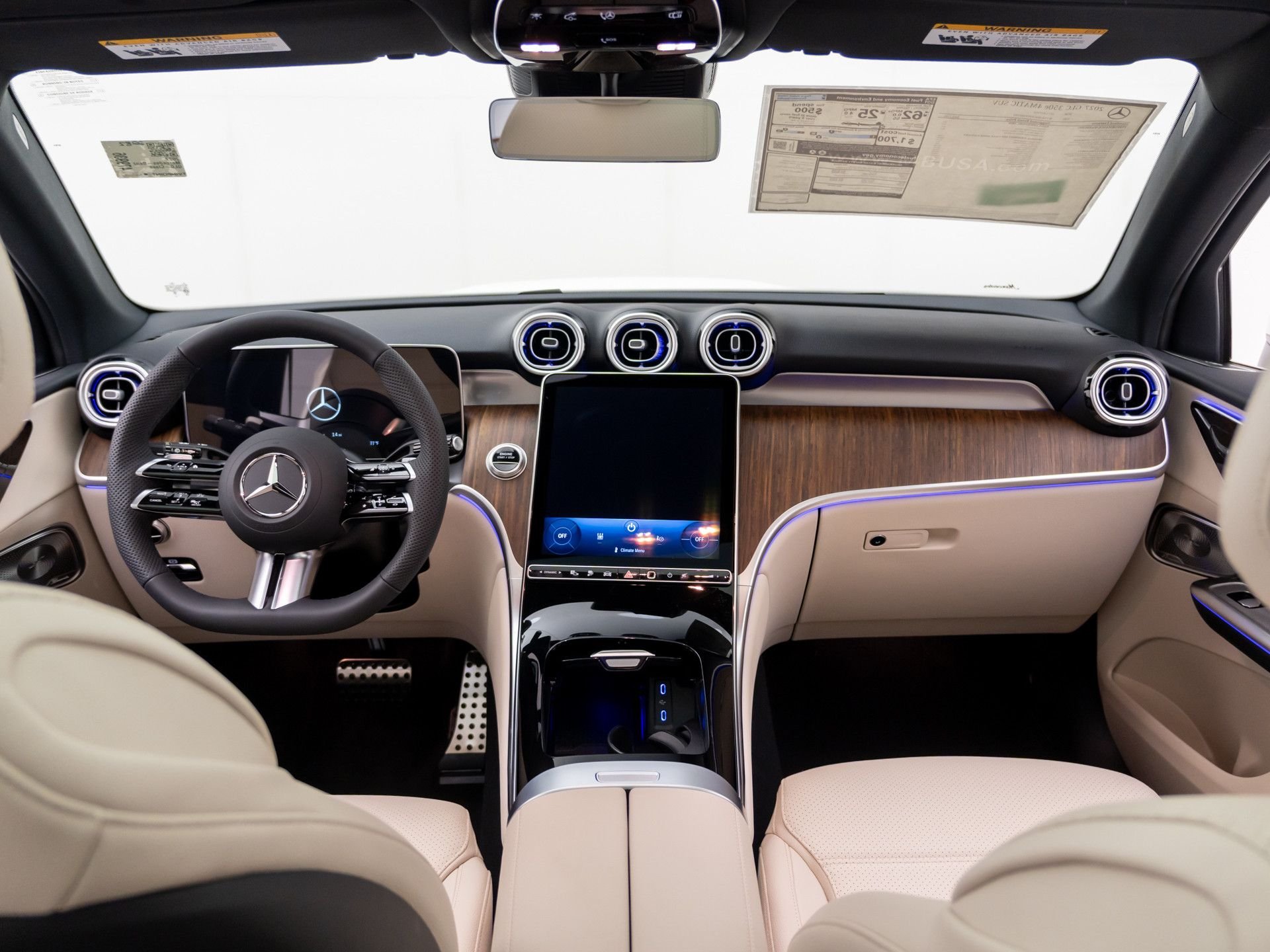 New 2027 Polar White Mercedes-Benz GLC 350e image 10