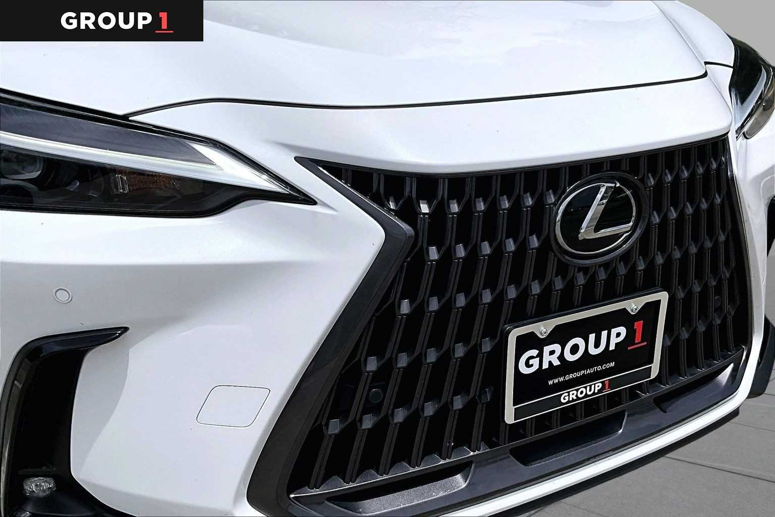 Used 2026 Ultra White Lexus  image 27