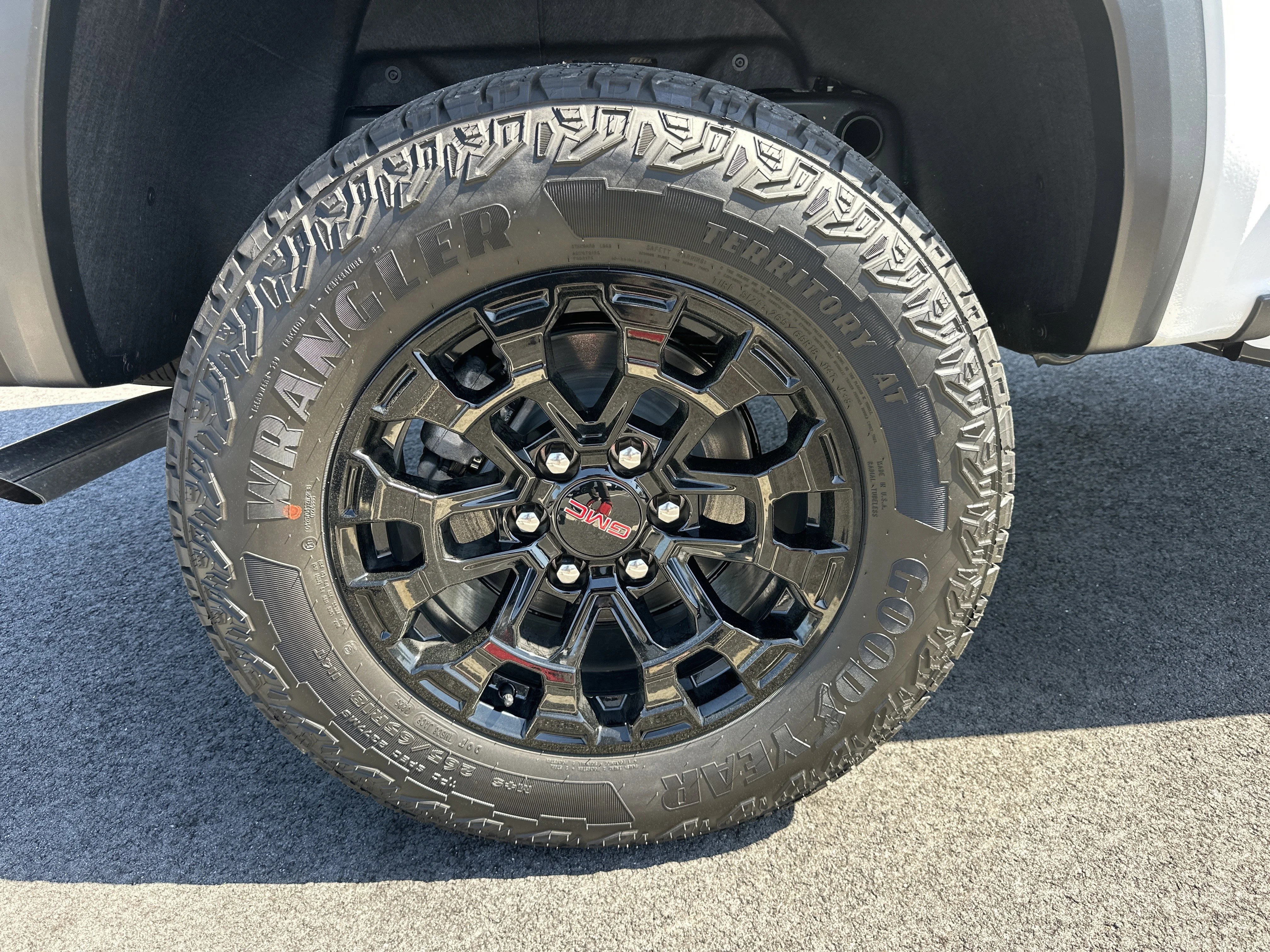 2026 GMC Canyon Elevation - Photo 18