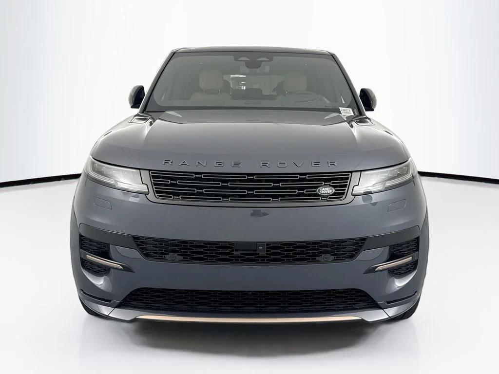 New 2026 Varesine Blue Land Rover Dynamic SE image 2