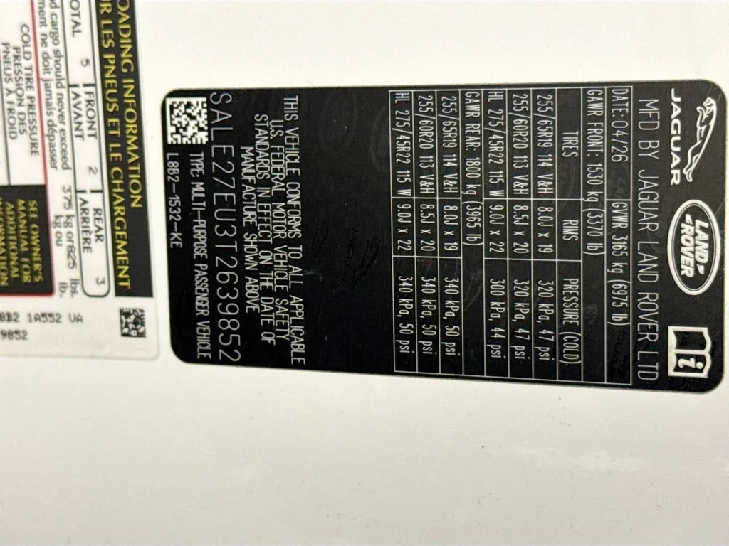 New 2026 Fuji White Land Rover X-Dynamic SE image 33