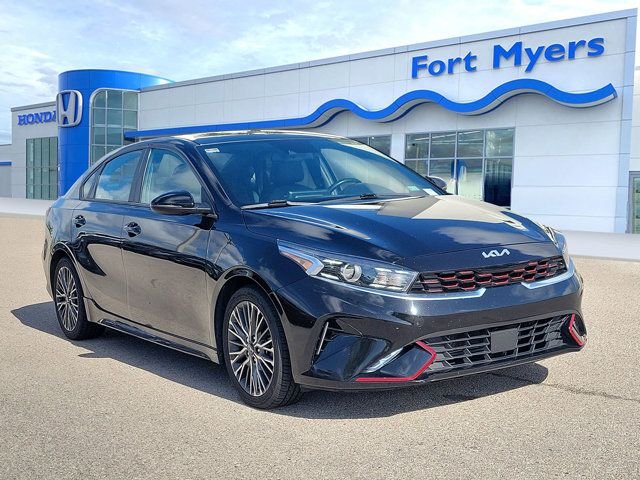 2023 Kia Forte GT-Line AT's photo