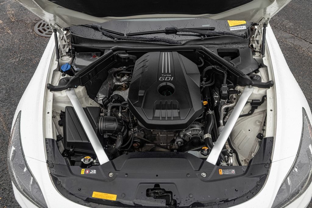 Used 2018 White Kia Premium image 36
