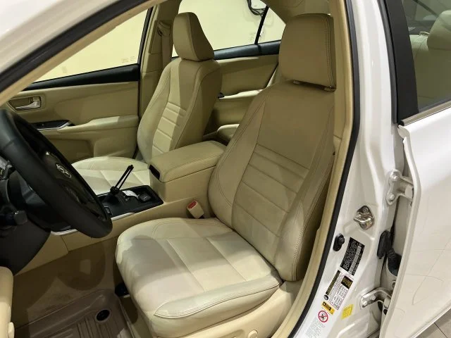 2017 Toyota Camry XLE - Photo 19